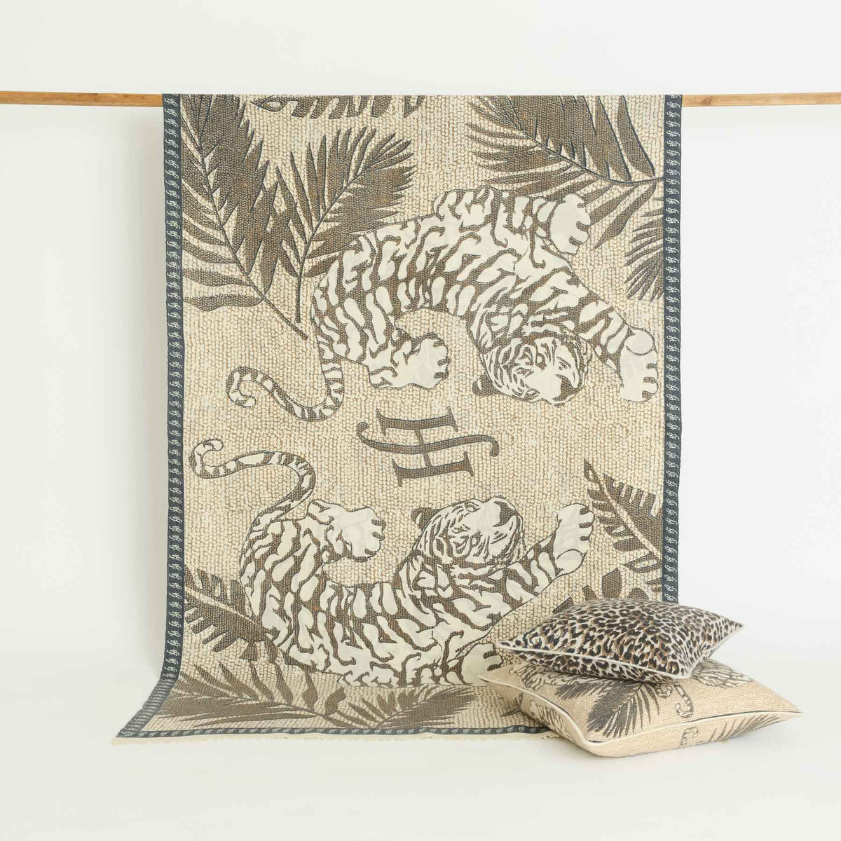 Pillow Cheetah 40x40