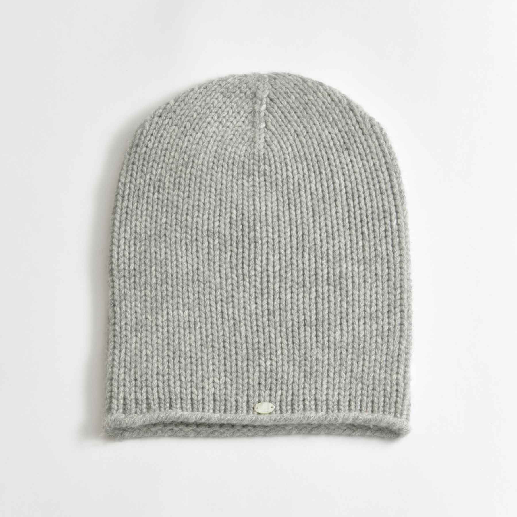 Graue gestrickte Kaschmirmütze