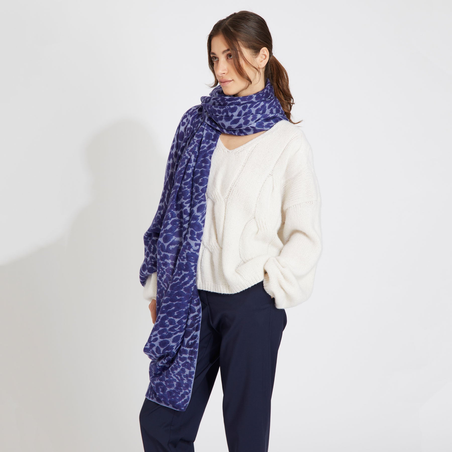 Cashmere Airy Scarf Cheetah