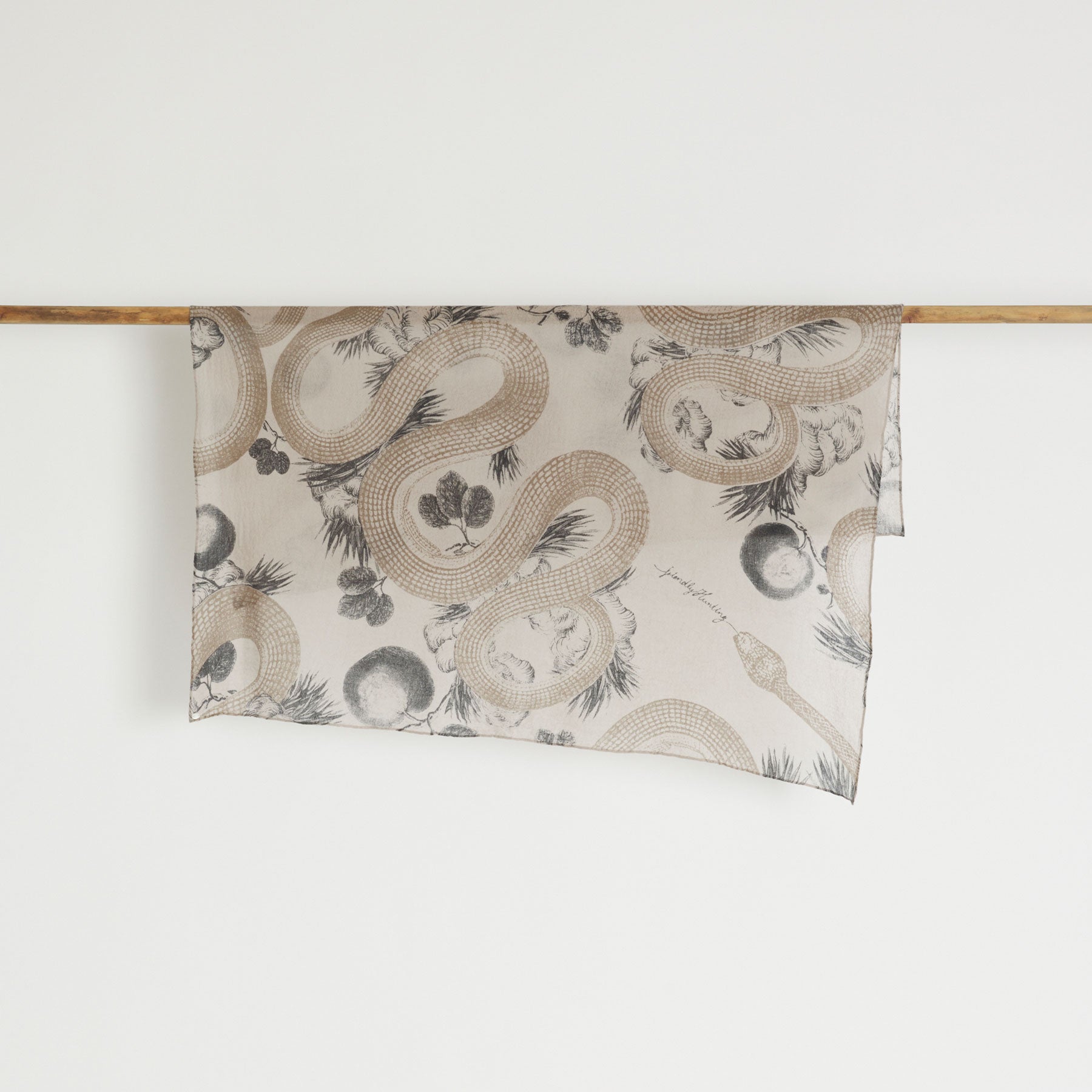 Cashmere Cube 110 felted Garden Eden