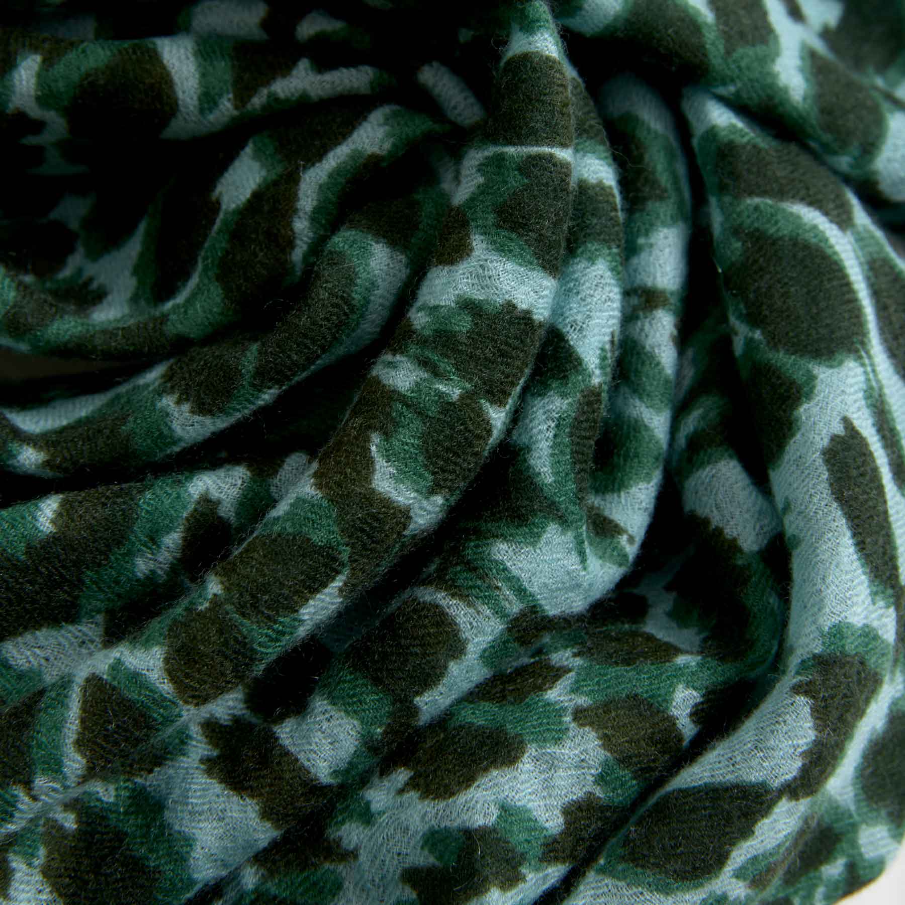 Cashmere Cube 110 felted Cheetah