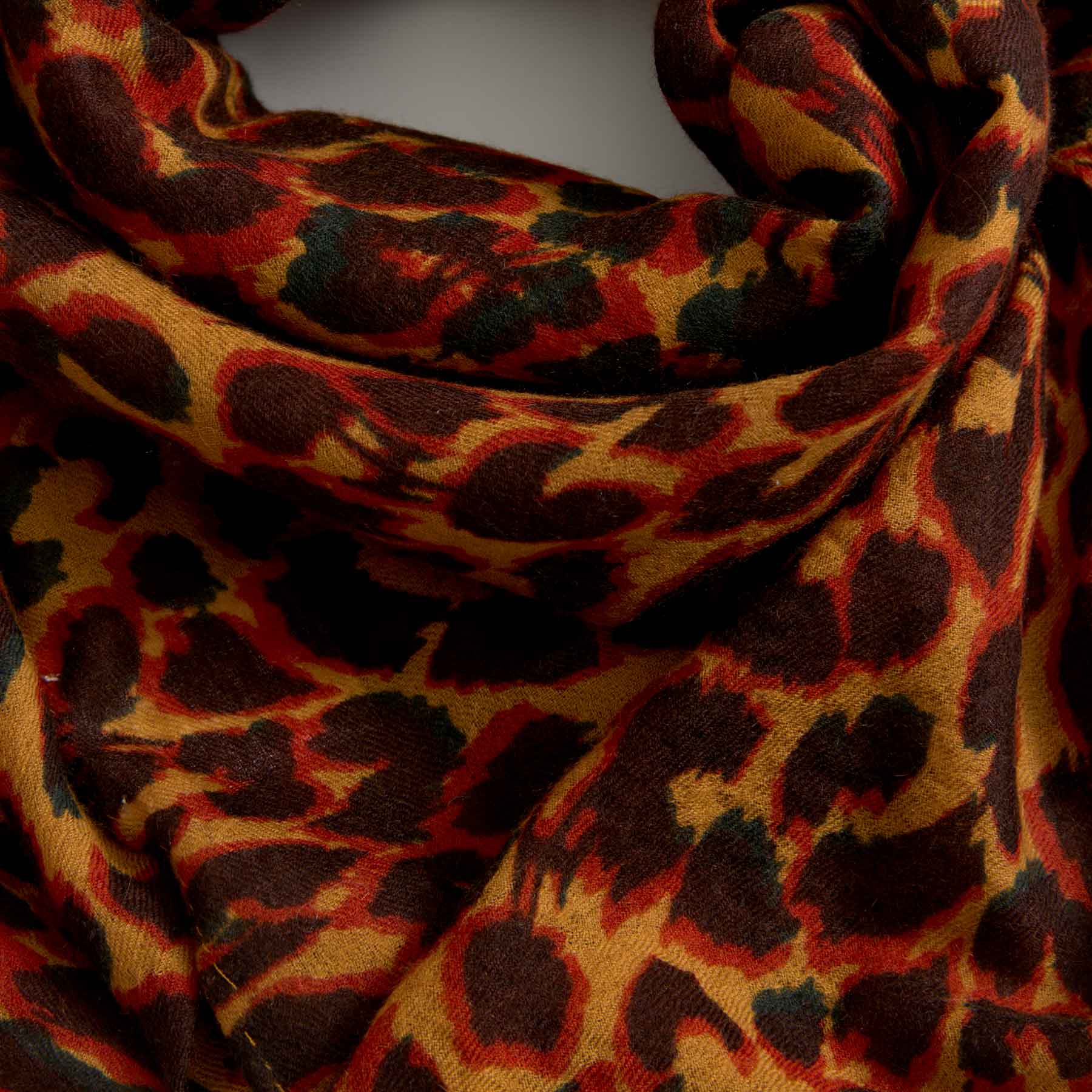 Cashmere Cube 110 felted Cheetah