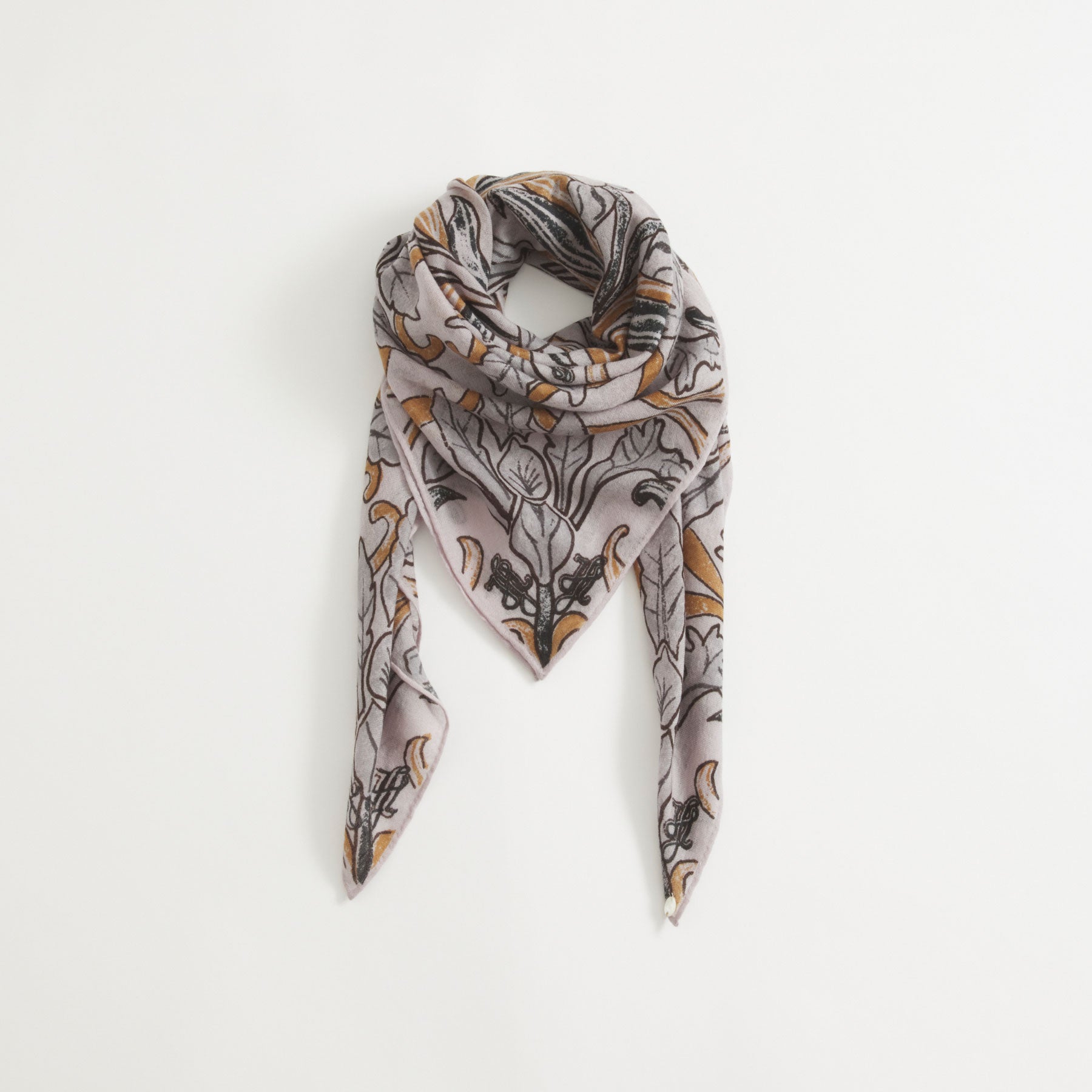 Cashmere Cube 110 felted Iris Noble