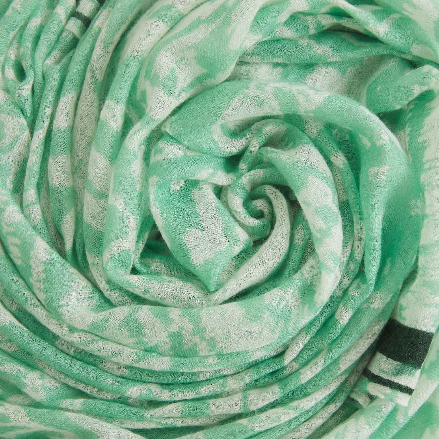 Felted Stole Asian Game