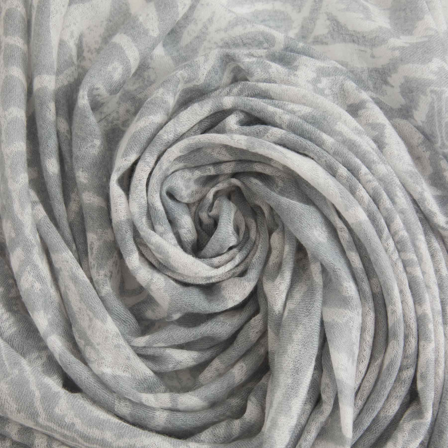 Felted Stole Asian Game