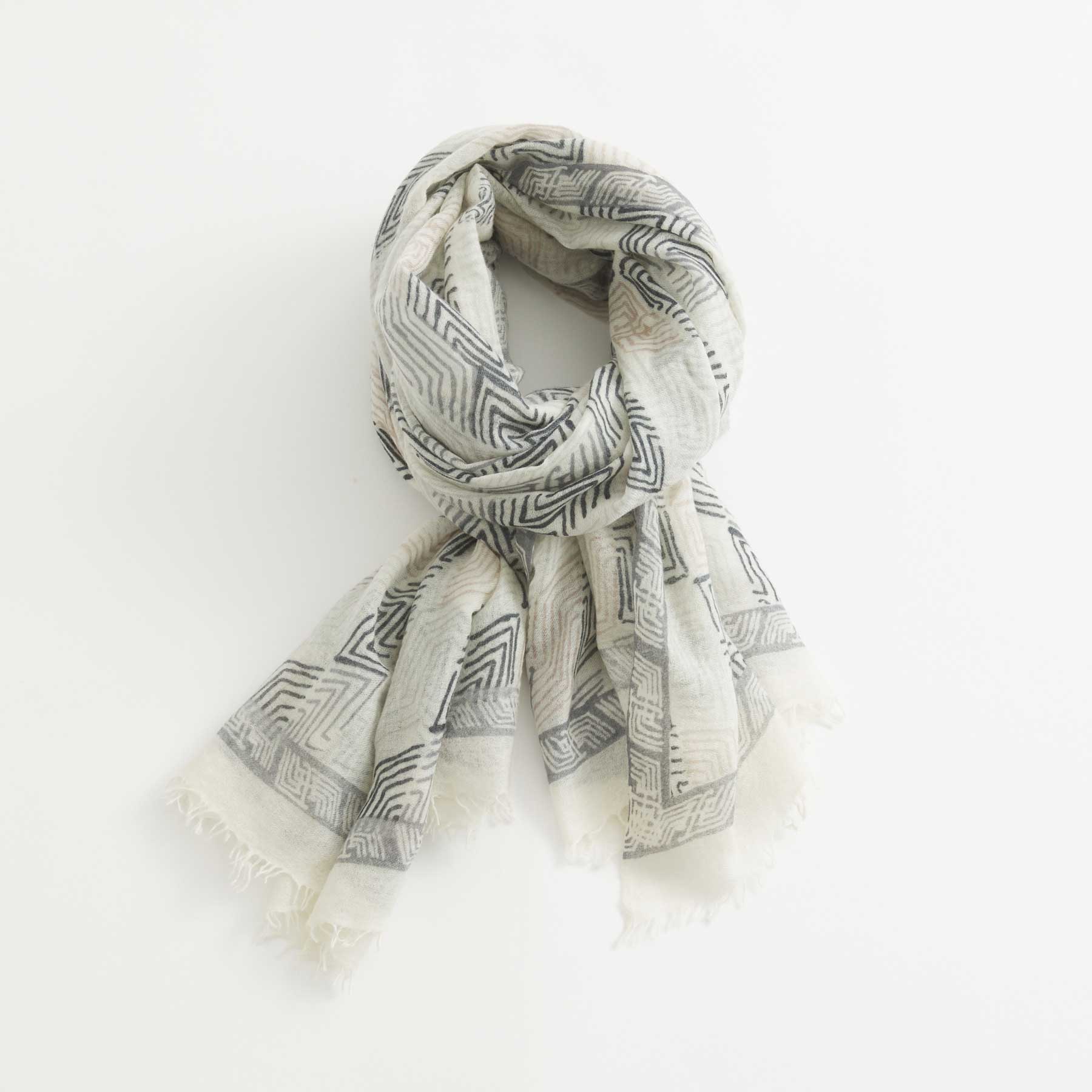 Felted Stole Buzzing