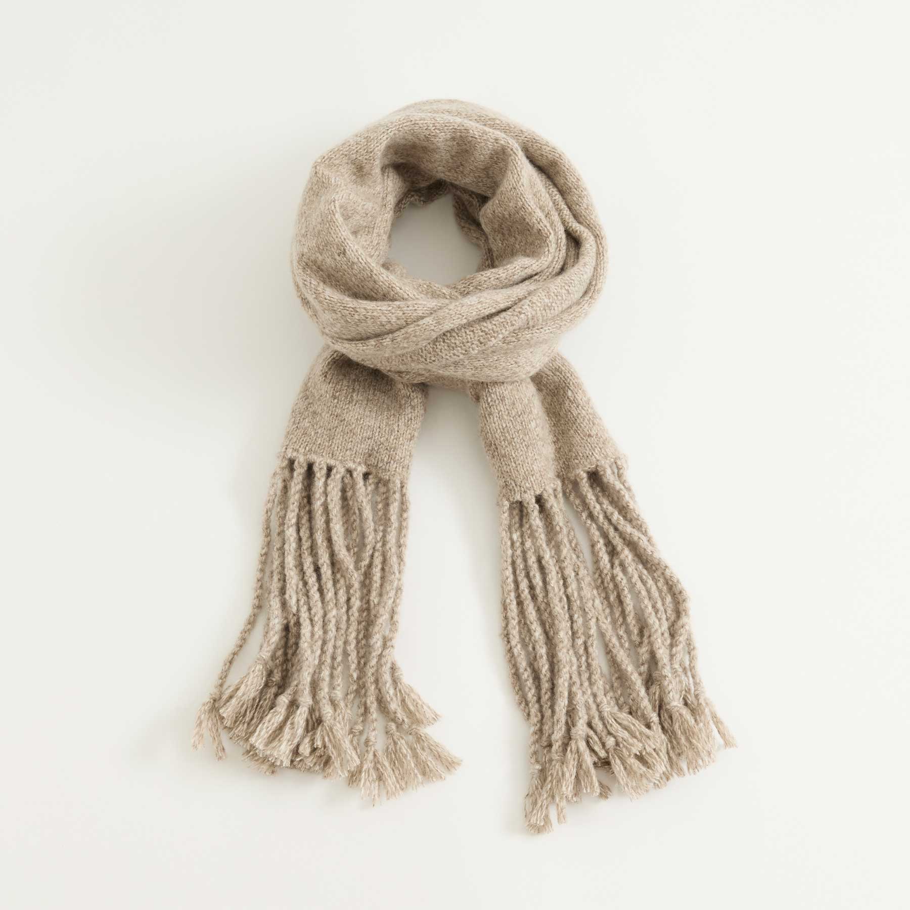 Scarf Leyman