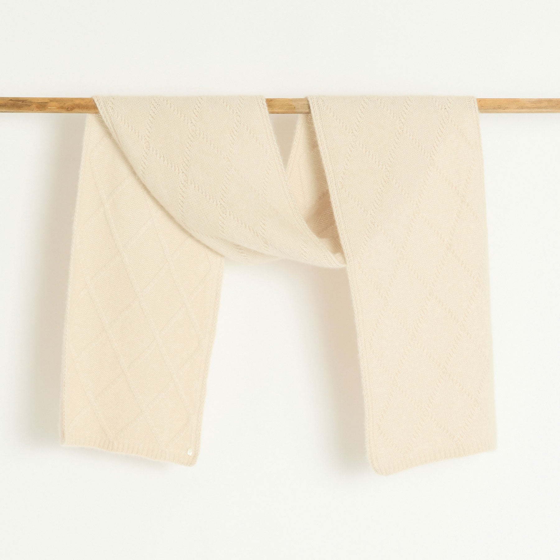 Scarf Rhombus