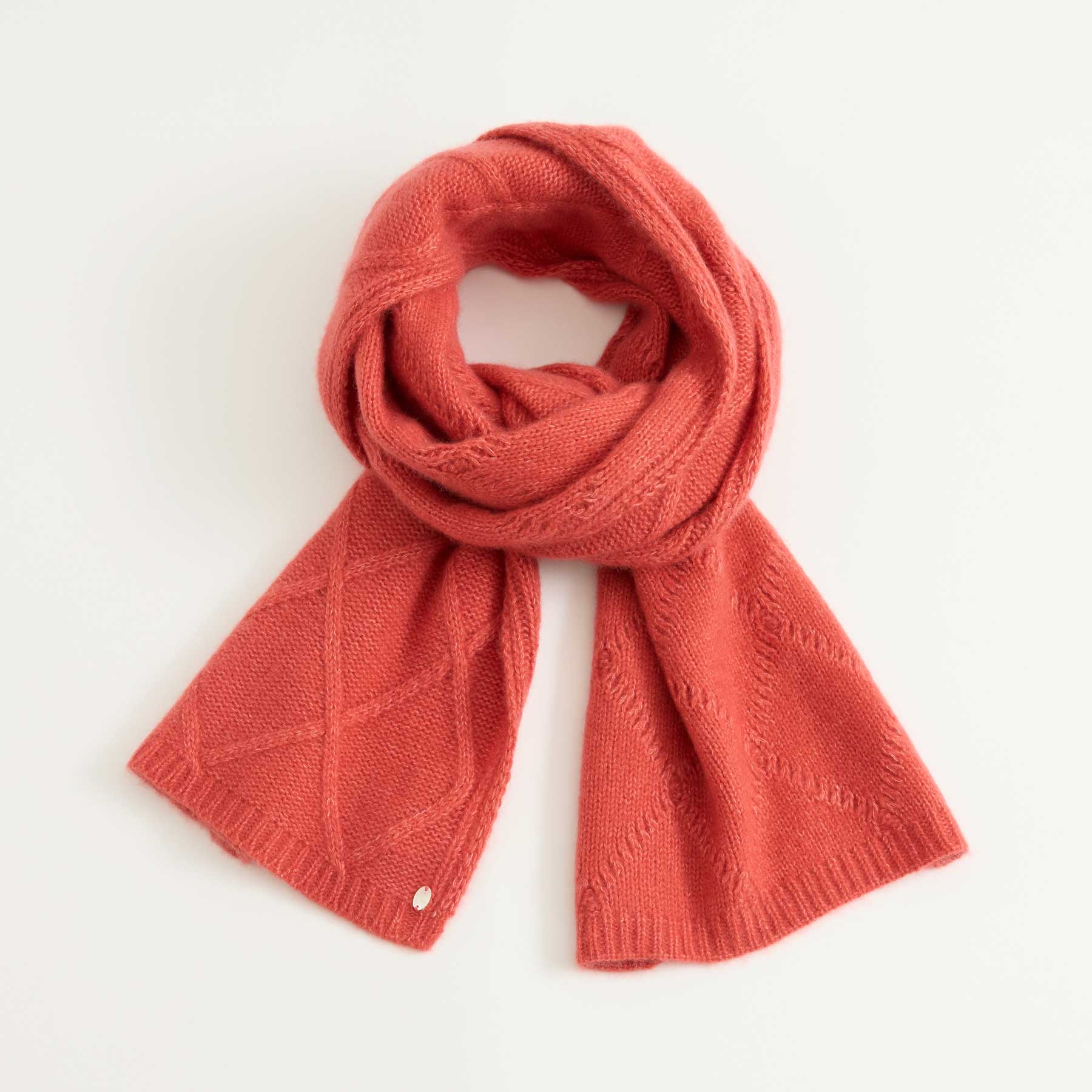 Scarf Rhombus