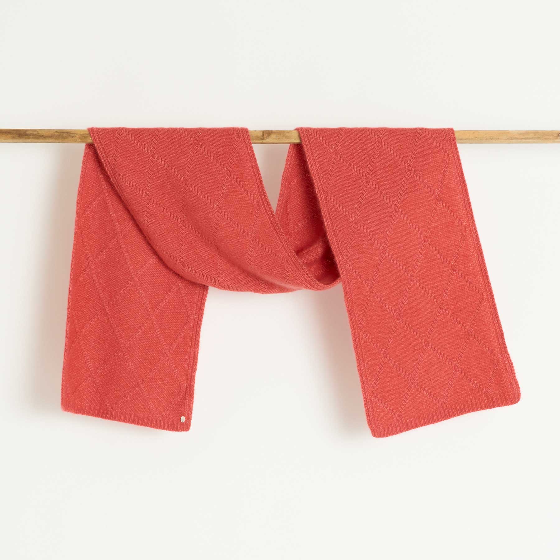 Scarf Rhombus