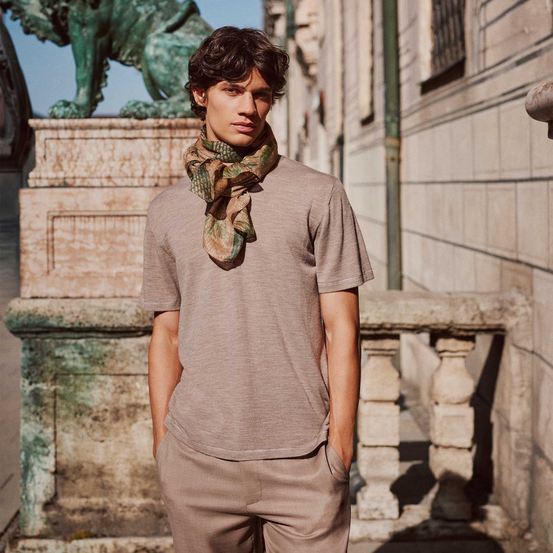 Shirt Lead V-Neck Pukaki