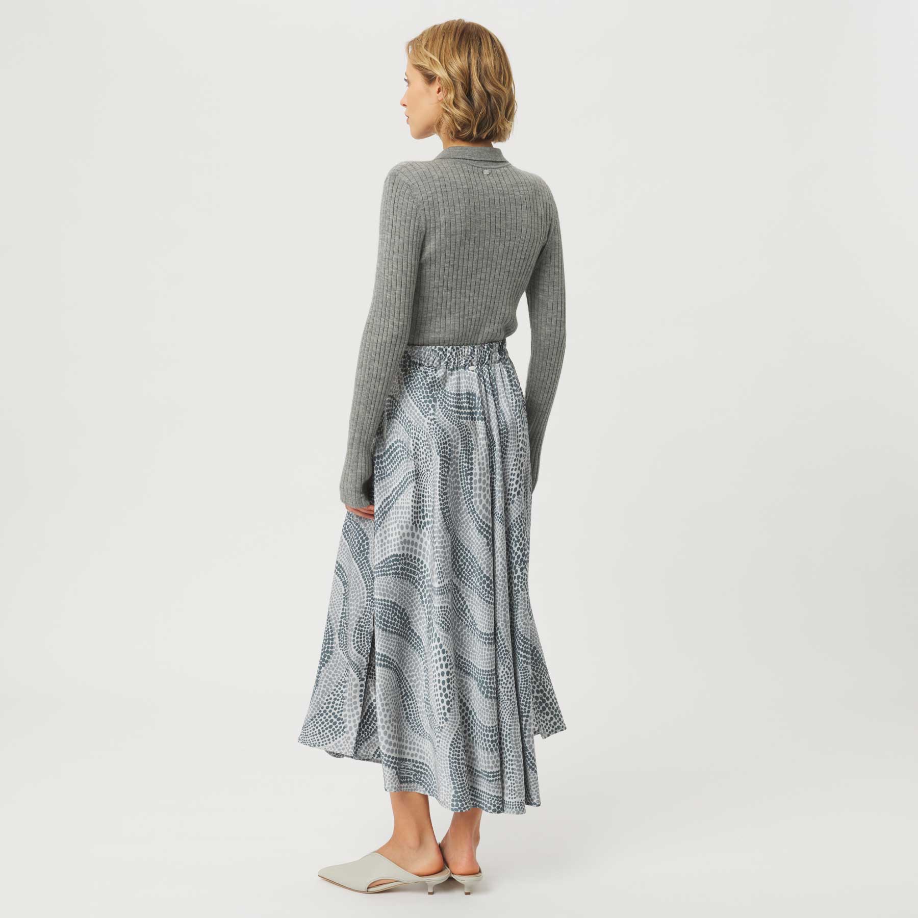 Skirt Nipigon Australia