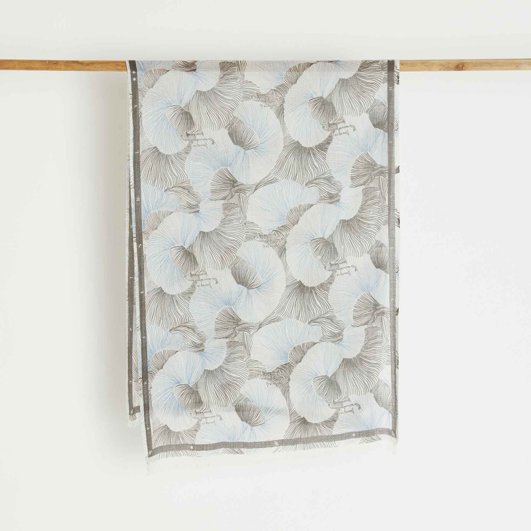 Cashmere Square Fluid