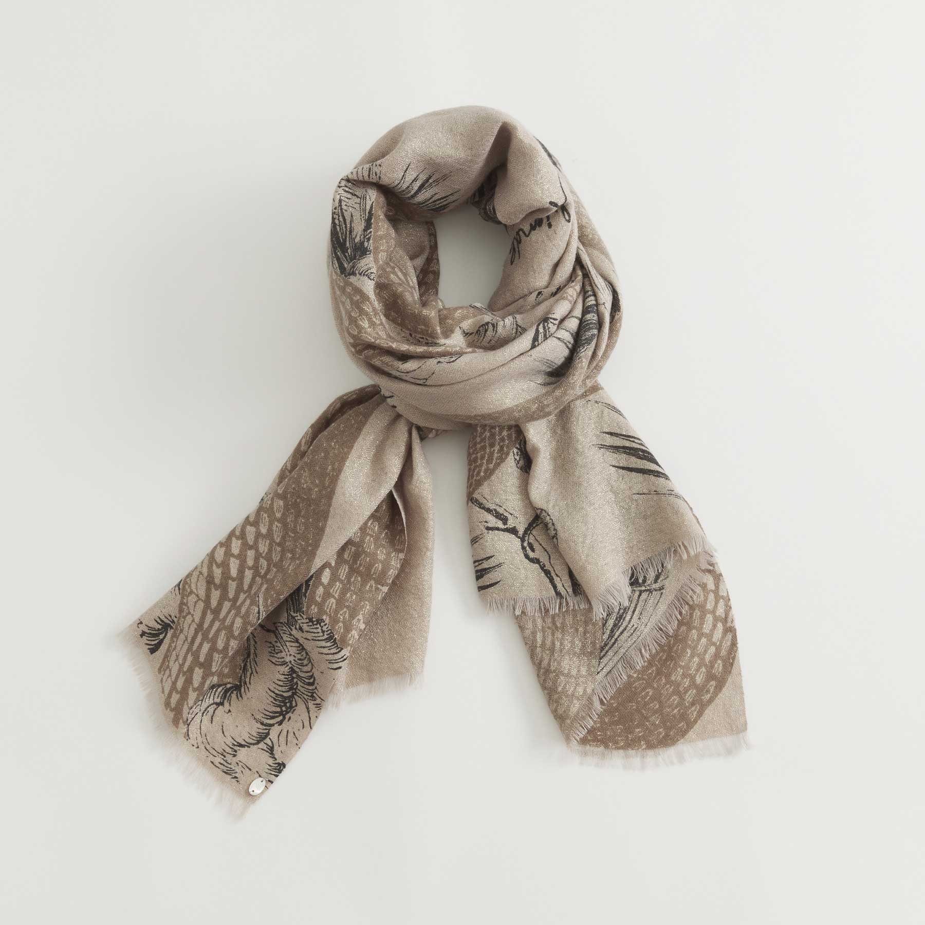 Cashmere Square Sparkling Garden Eden