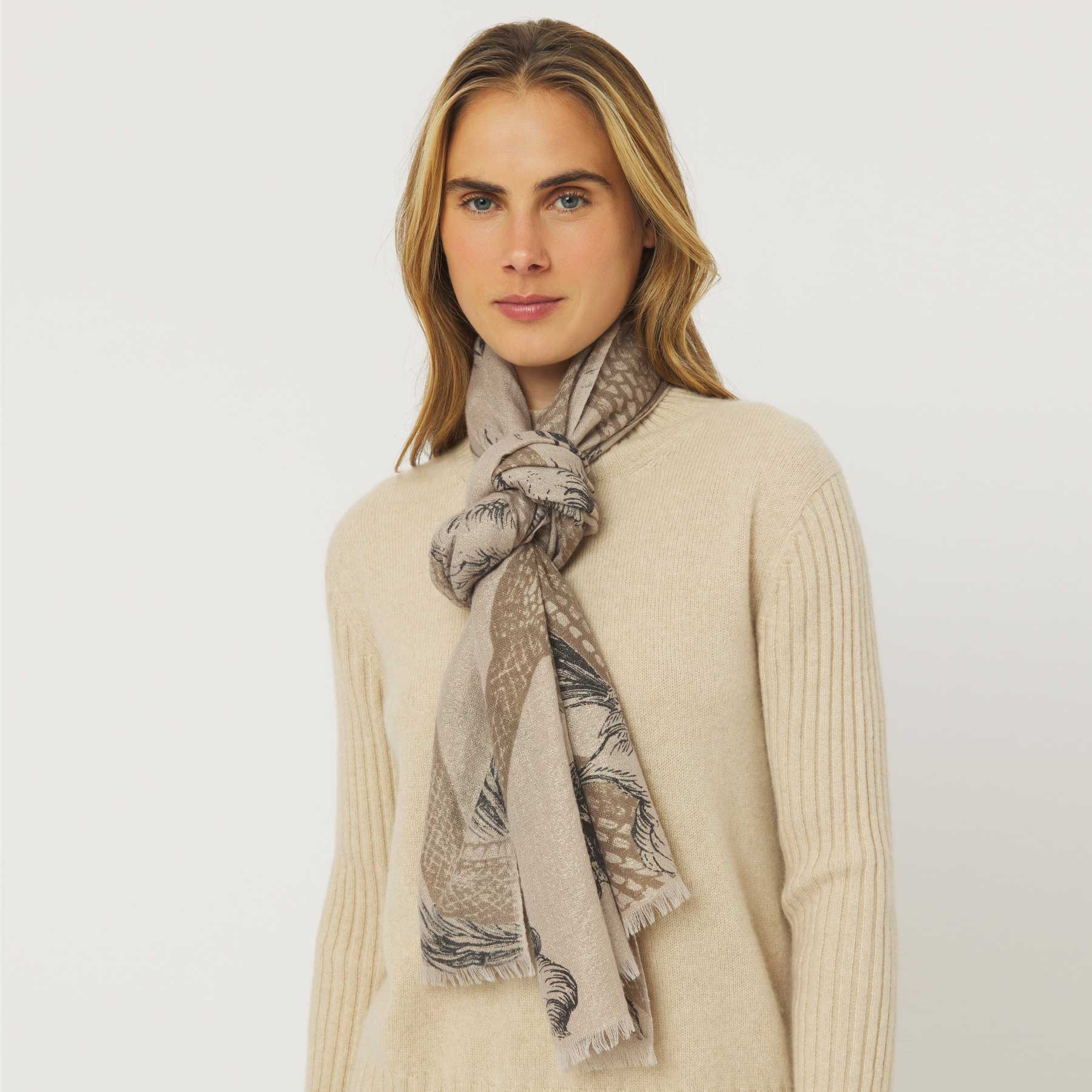 Cashmere Square Sparkling Garden Eden