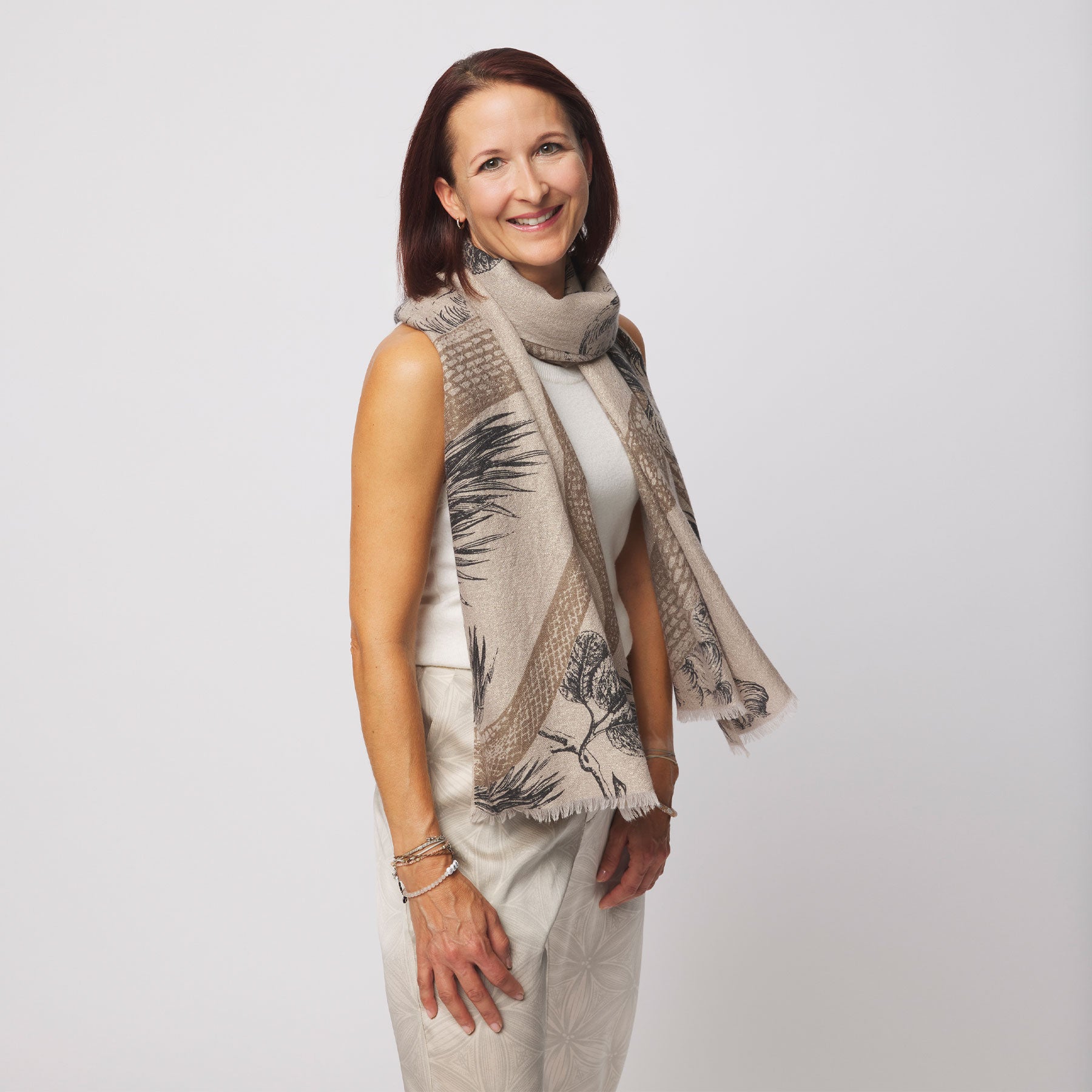 Cashmere Square Sparkling Garden Eden