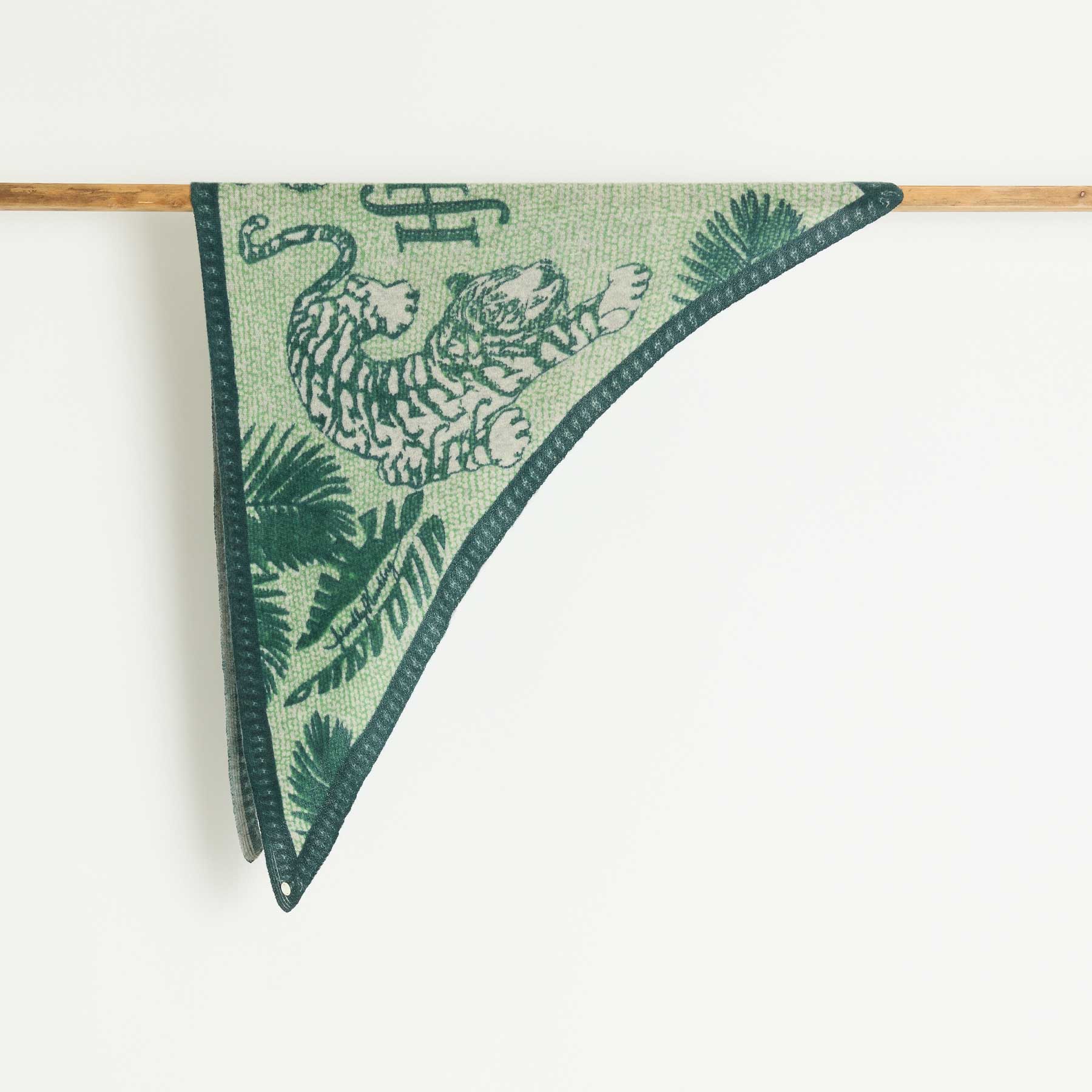Triangle Knit Scarf Oriental