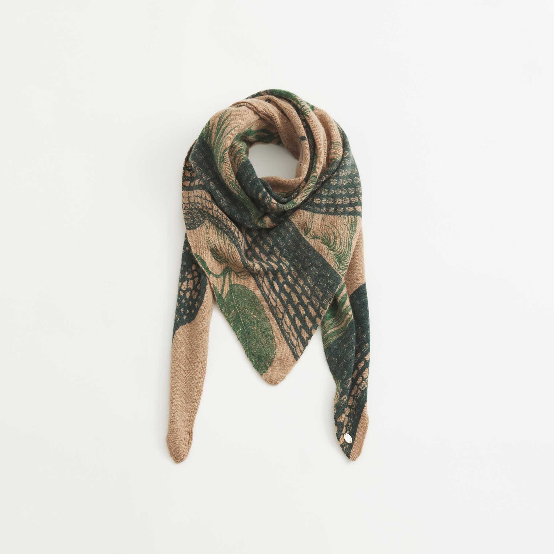 Triangle Knit Scarf Garden Eden