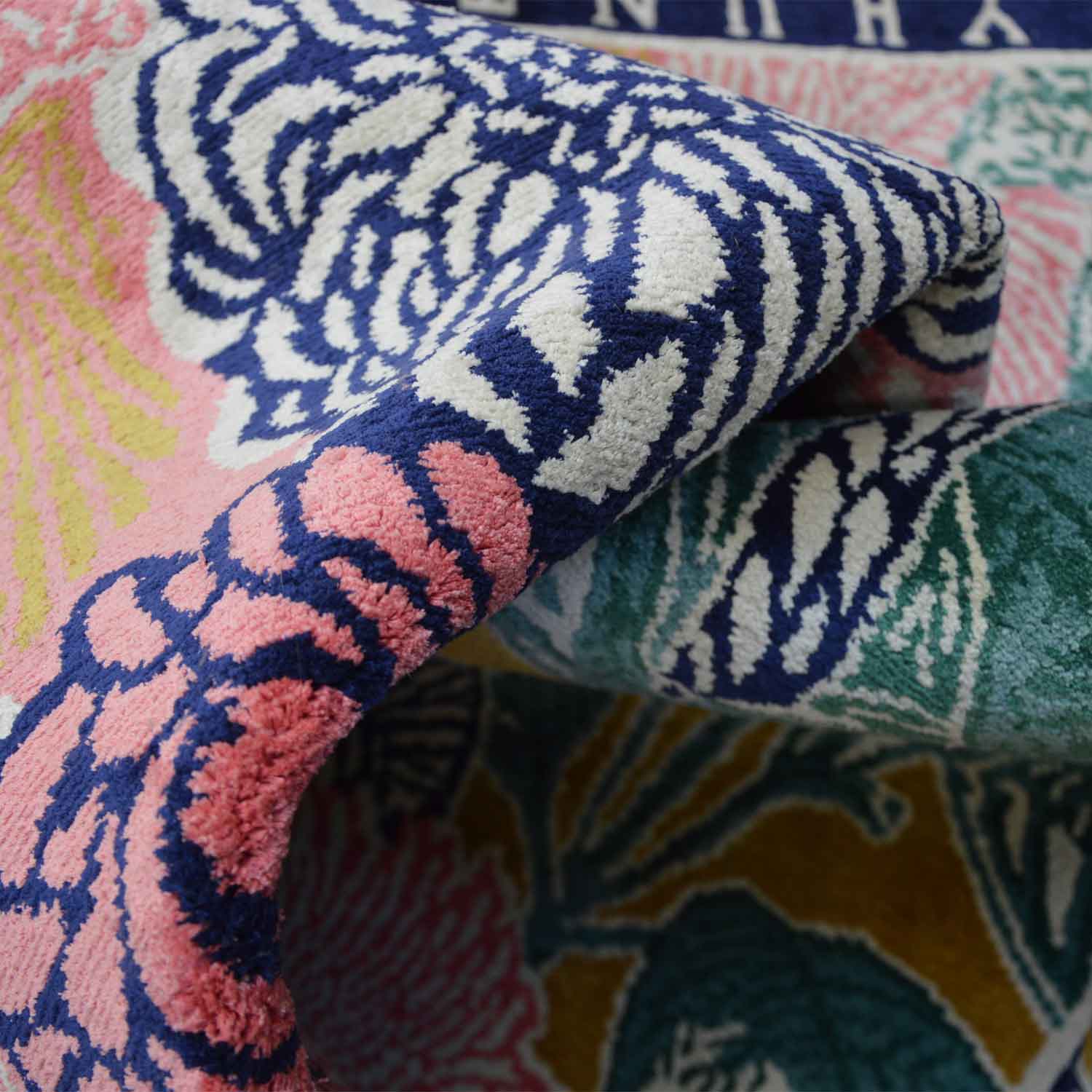 friendly hunting rugs