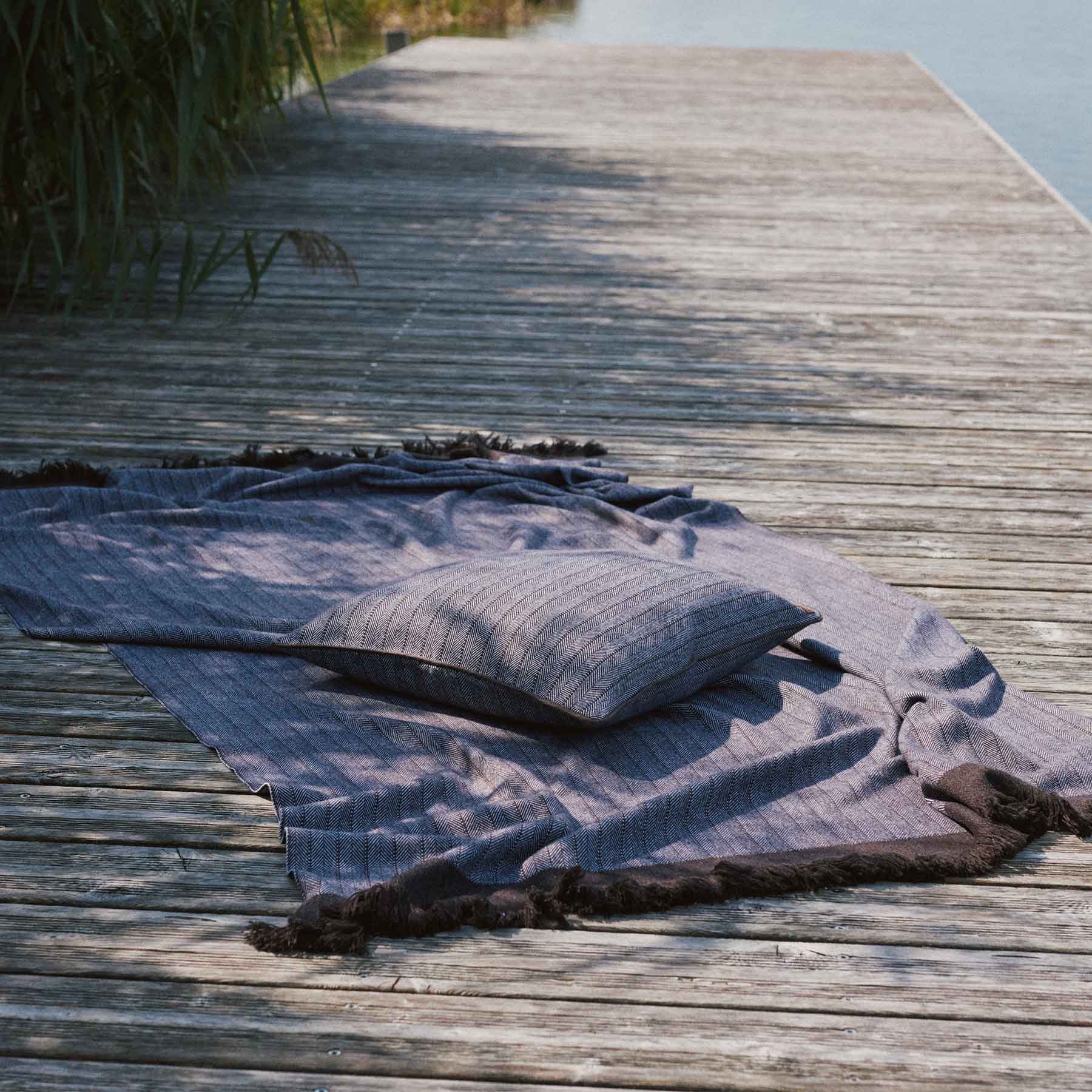 Pillow Fishbone 50x50