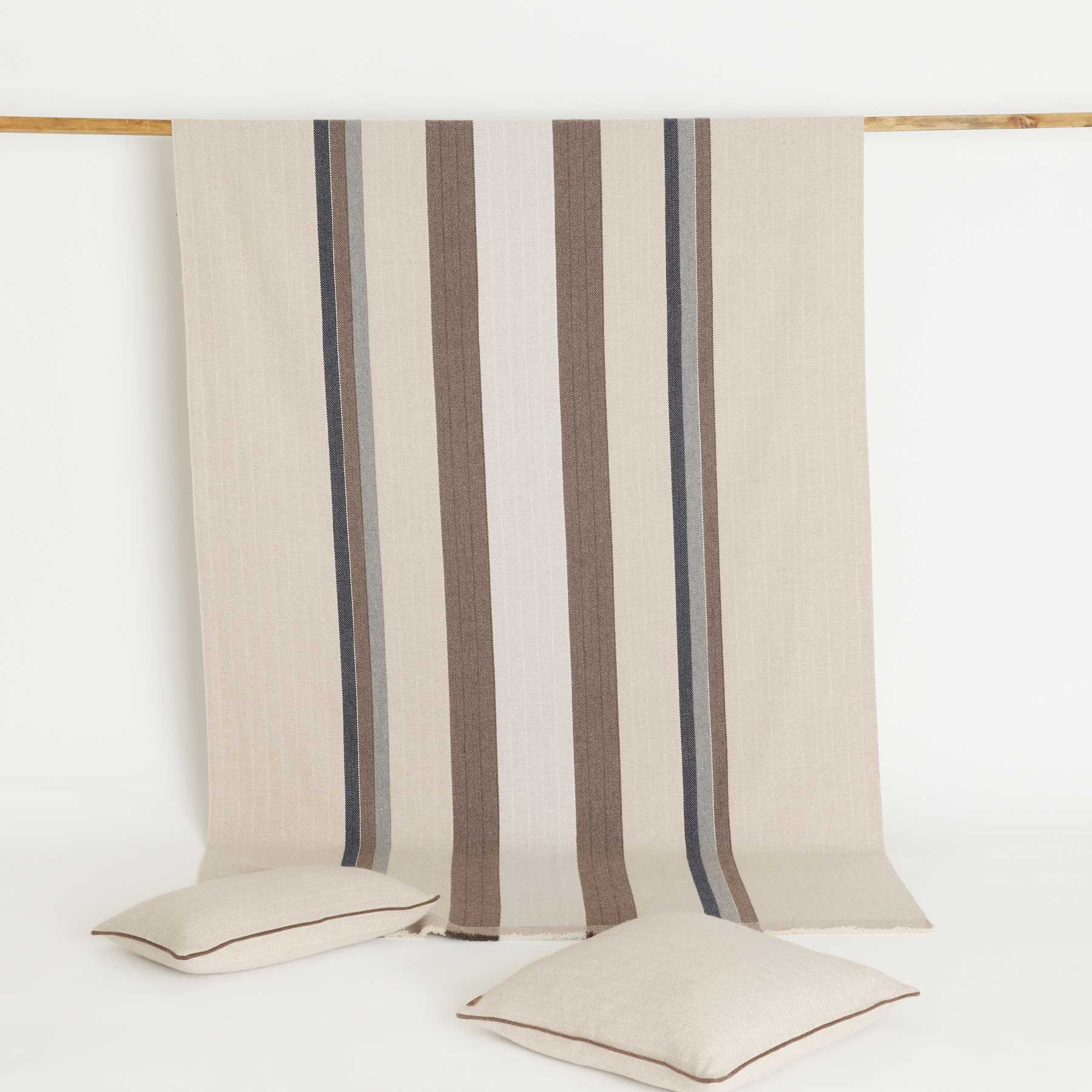 Blanket Fishbone Stripes