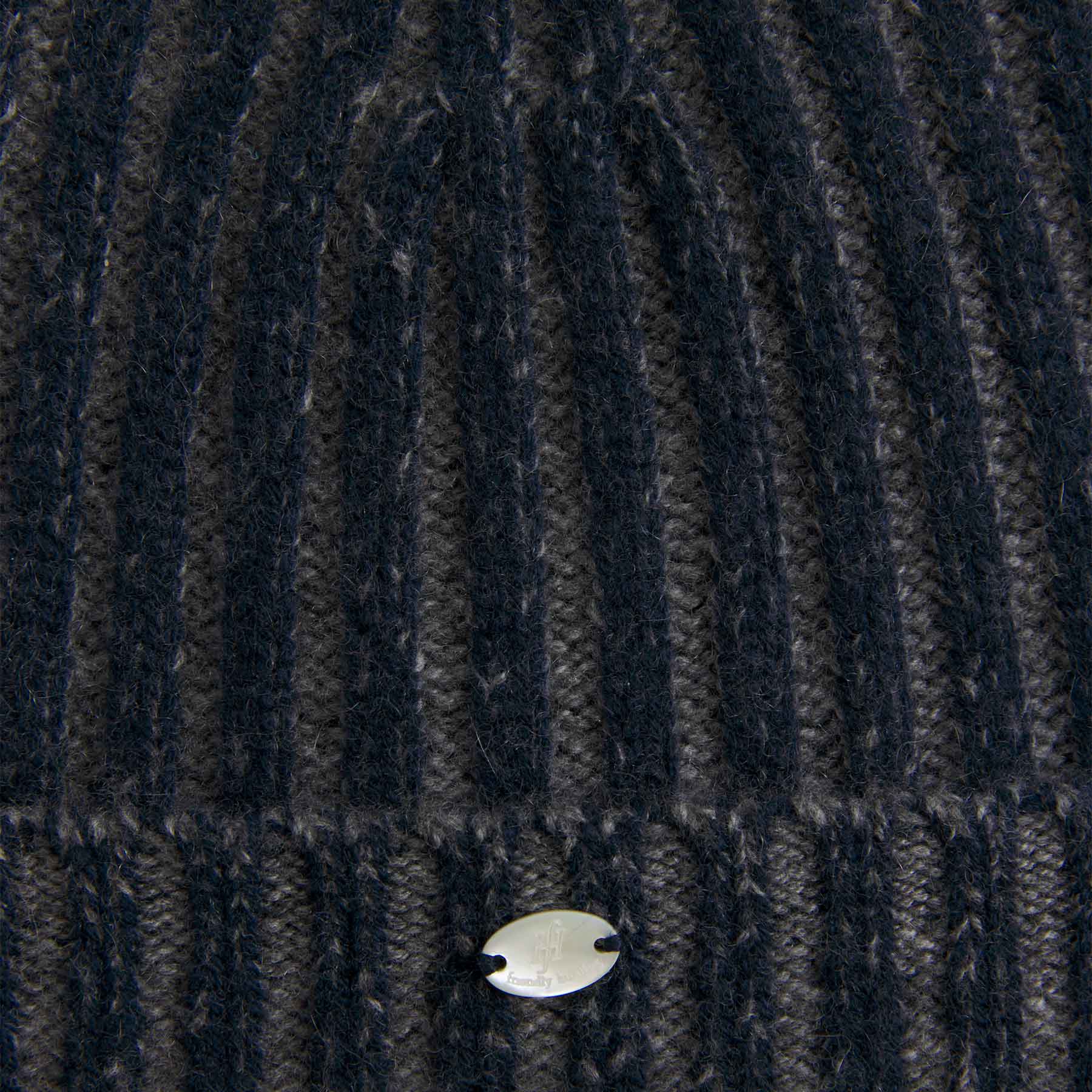 Cap Rib View