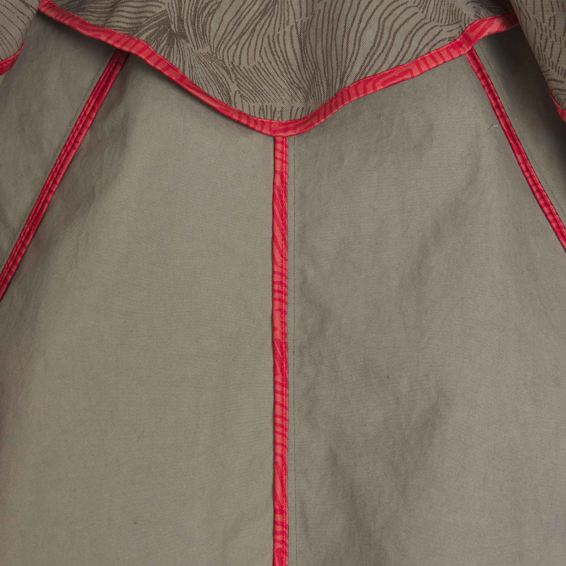 Cape Protect Fluid Kelis