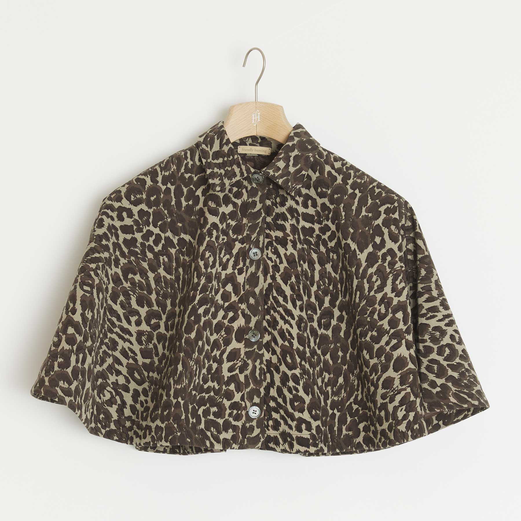 Cape Winfrey Cheetah Kelis