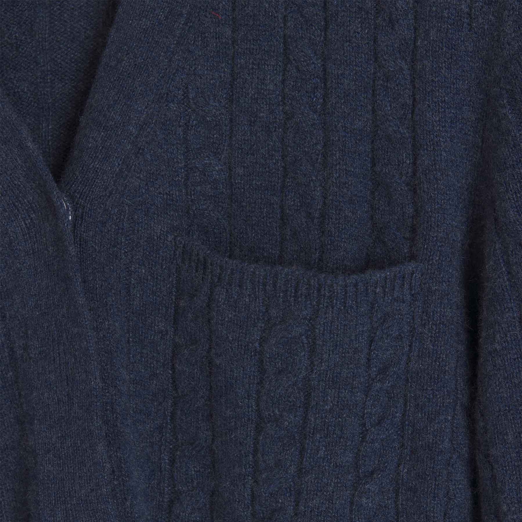 Cardigan Collar  Pigtail