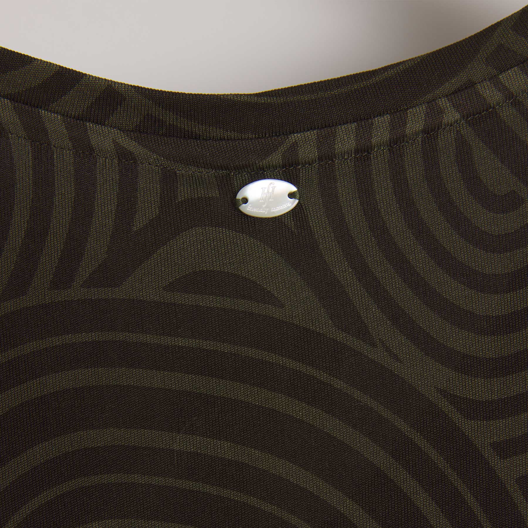 Dress Barrier Liquorize Snake
