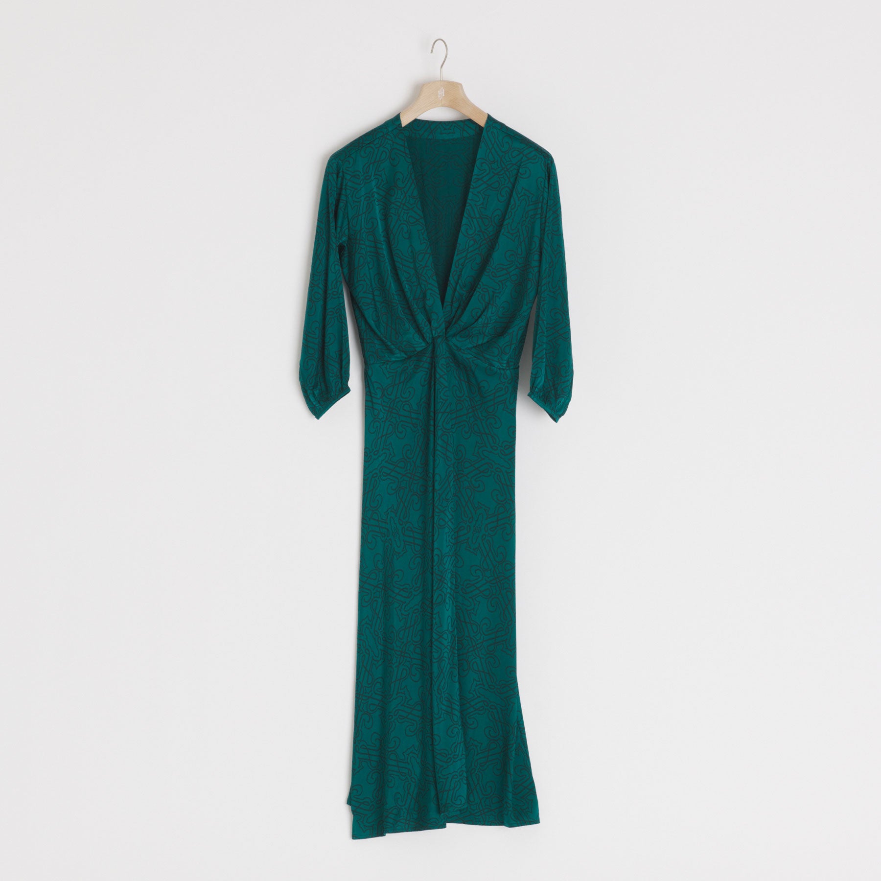 Dress Bellis Seal