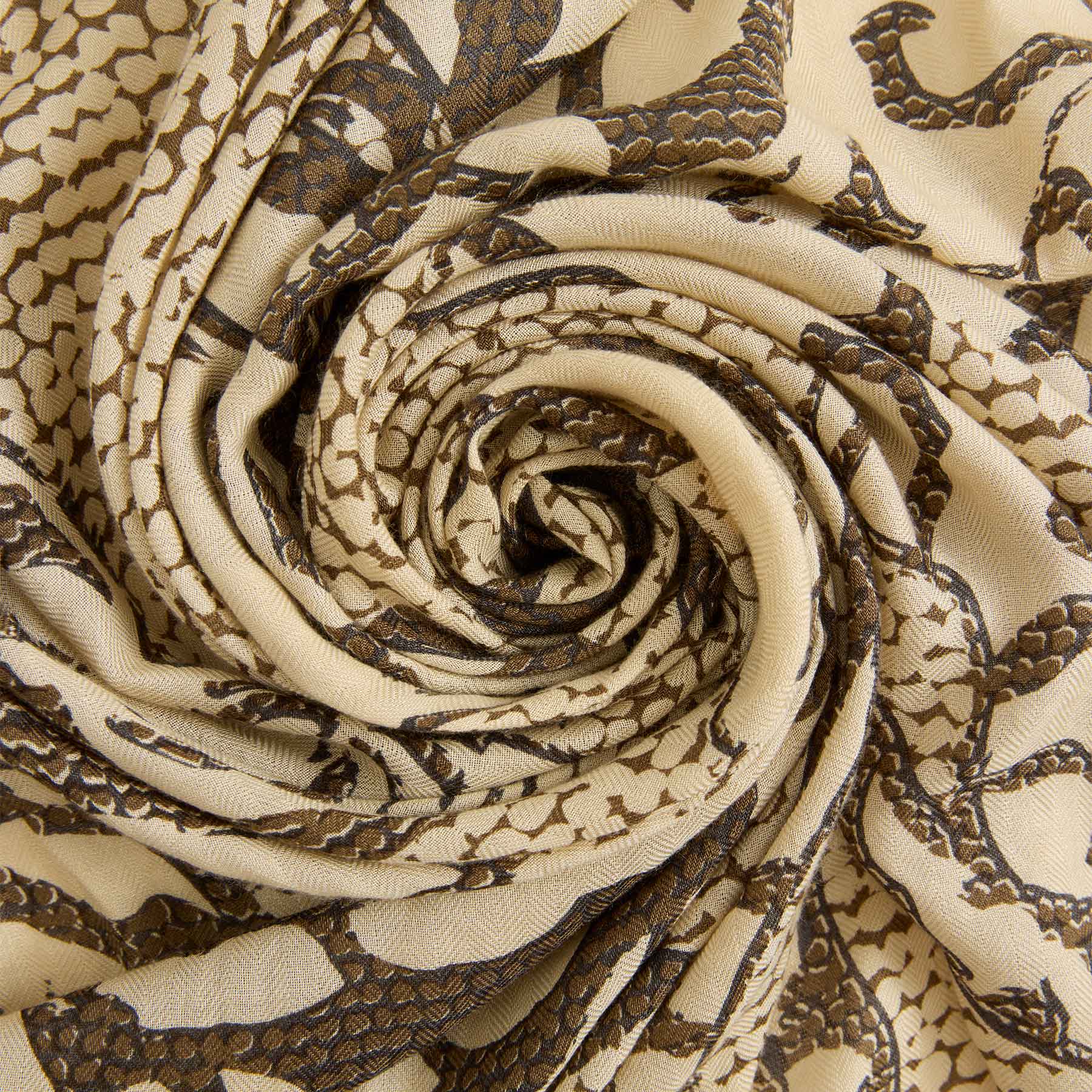 Explorer 110 Silk-Cashmere Oriental