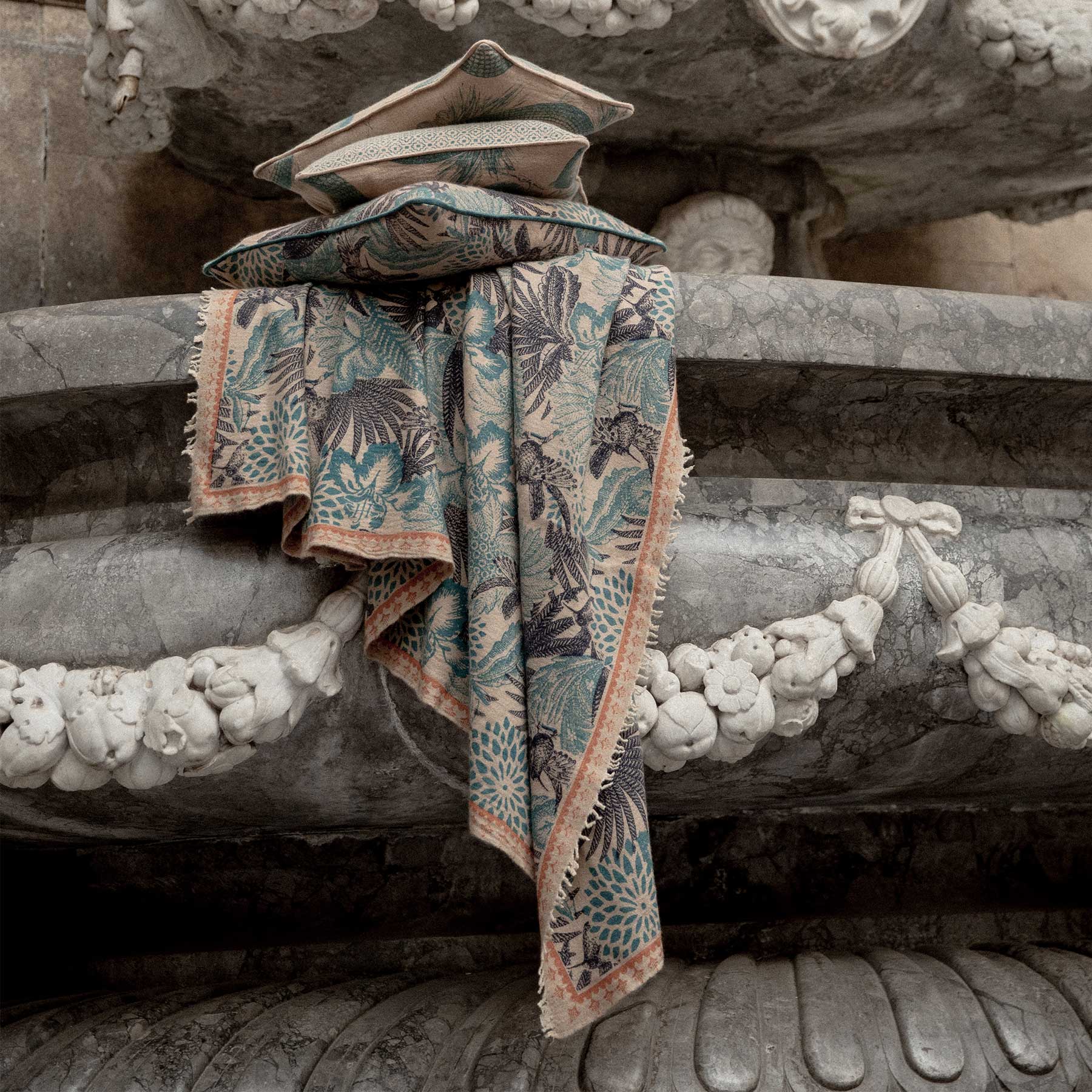 Pillow Addis Abeba / Garden Eden 40x40