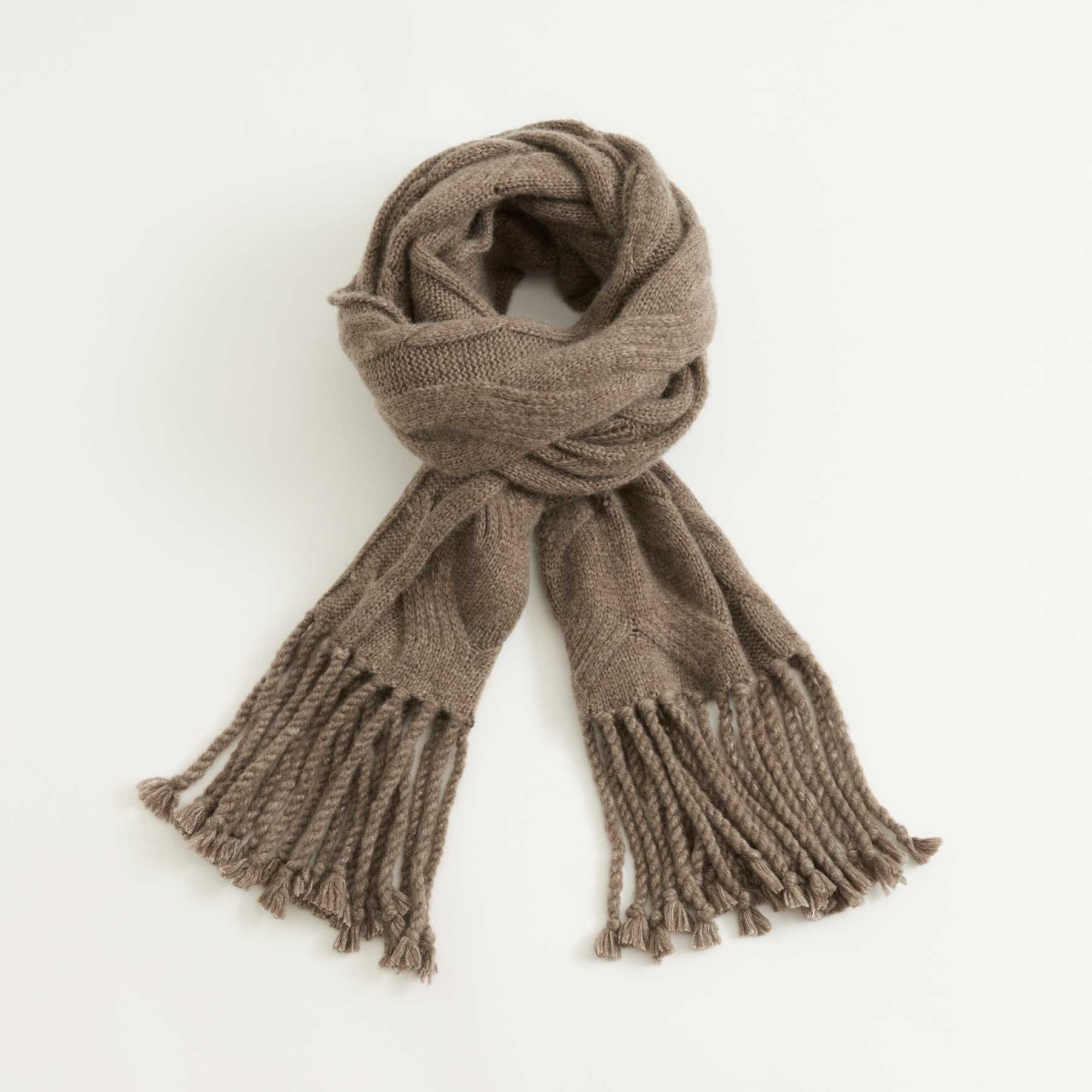 Scarf Bertha