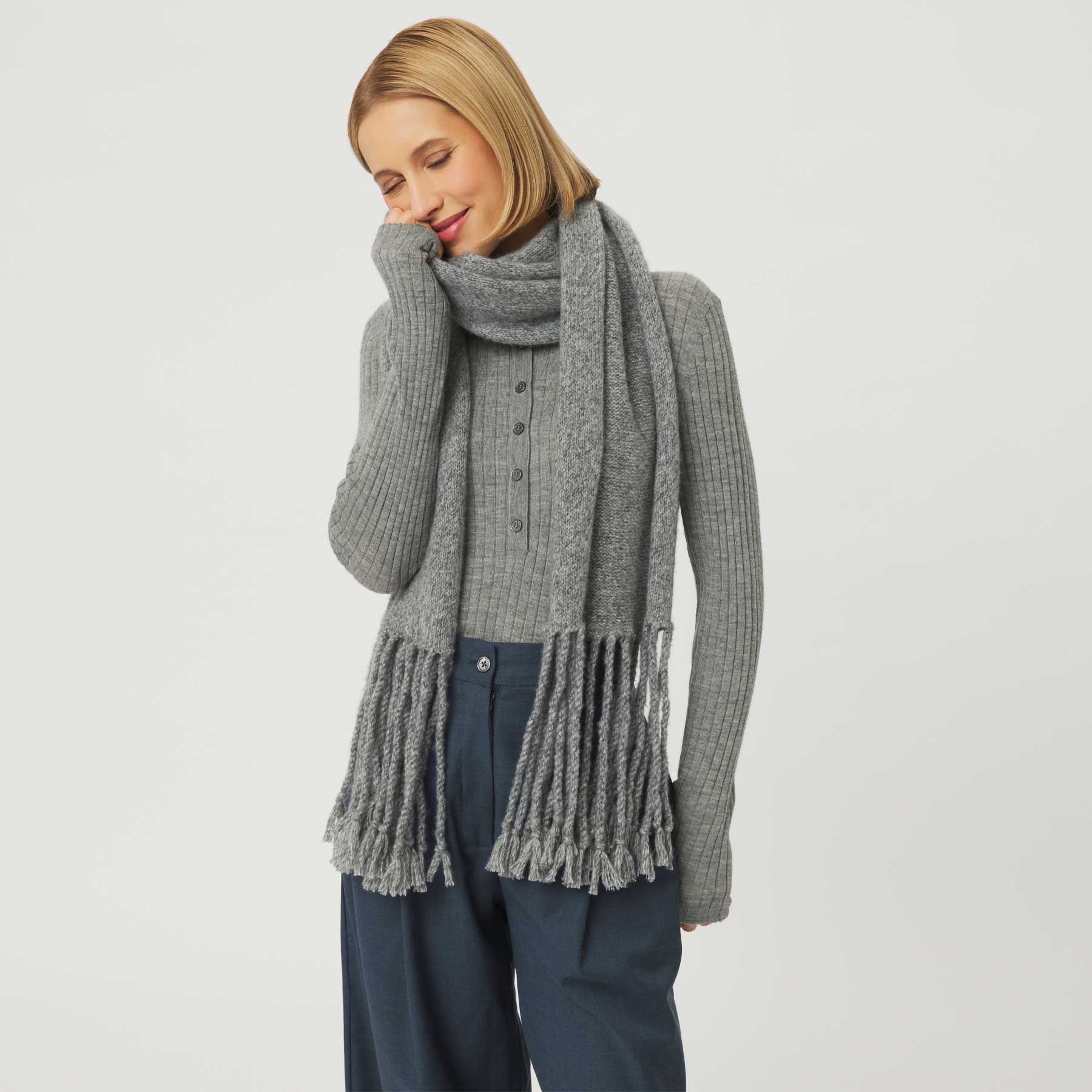 Scarf Leyman