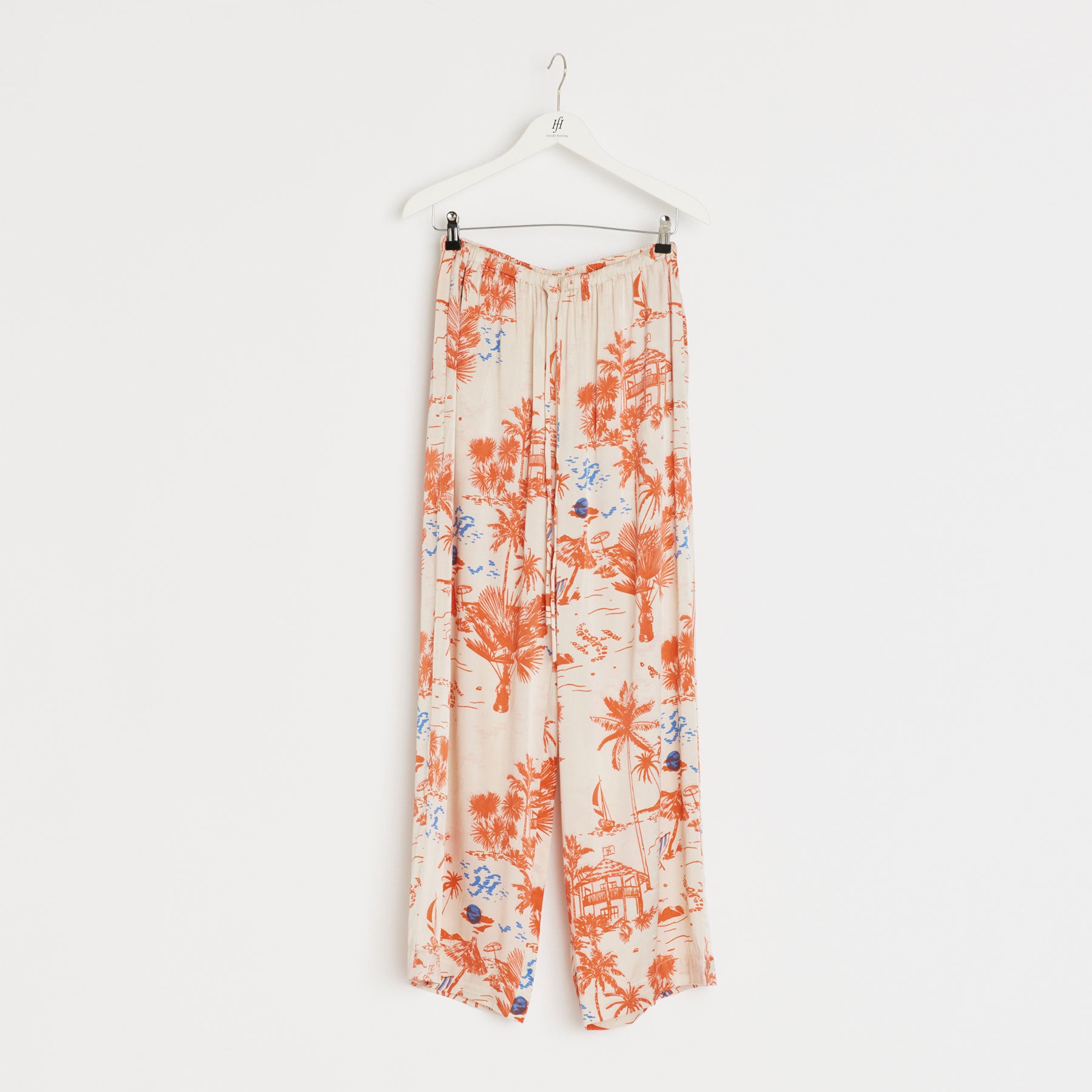 Pants Kutai Beach Club