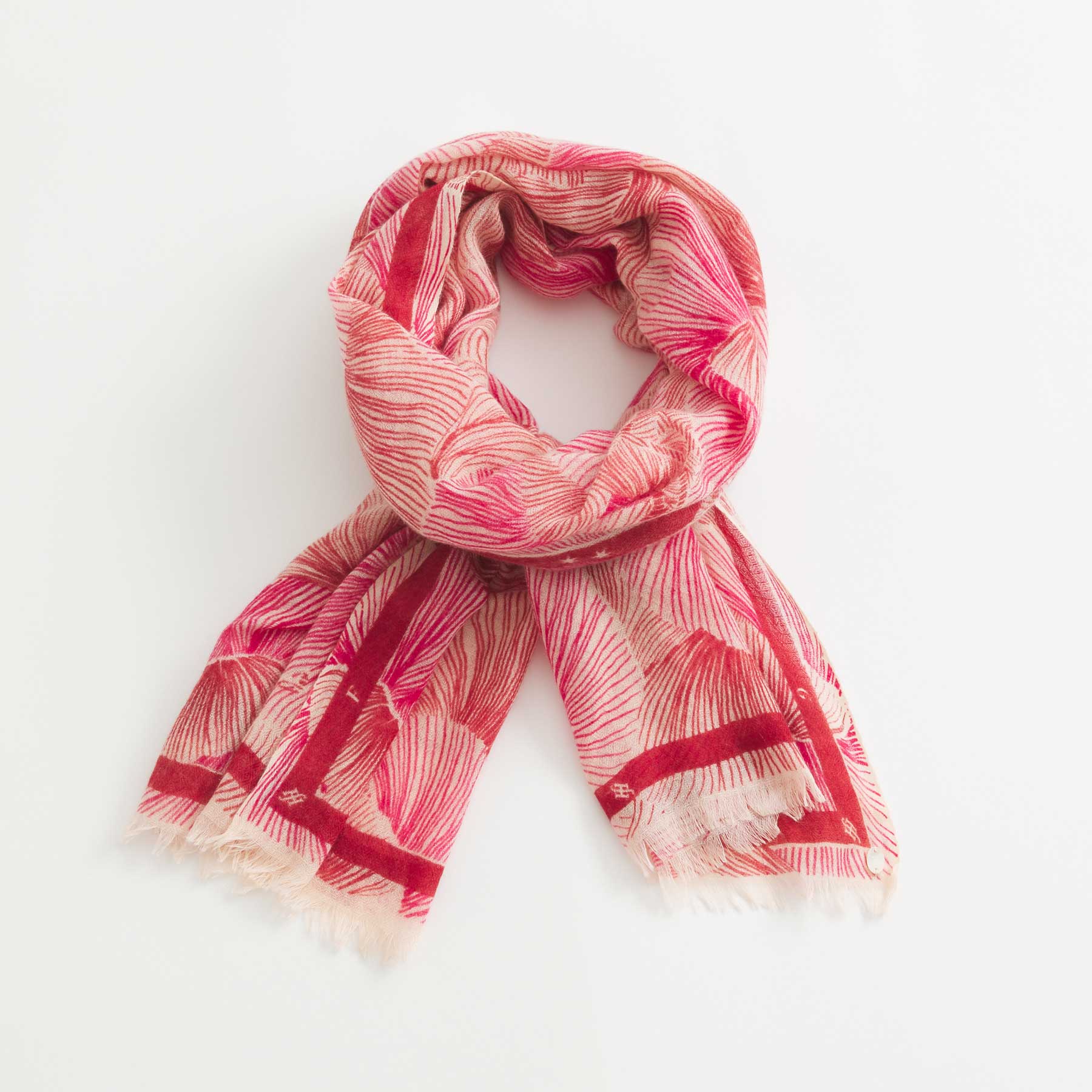 Cashmere Square Fluid