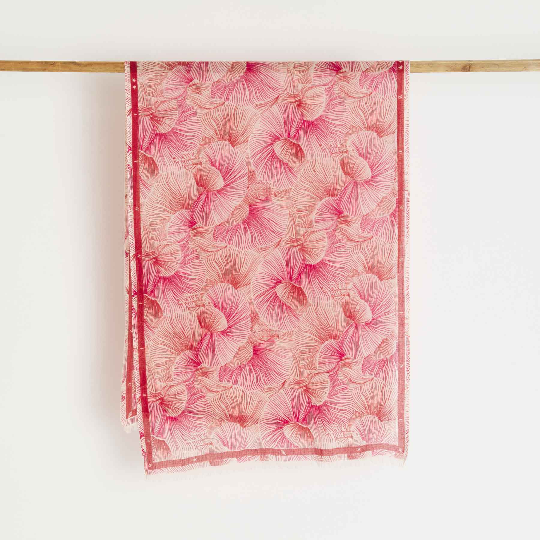 Cashmere Square Fluid