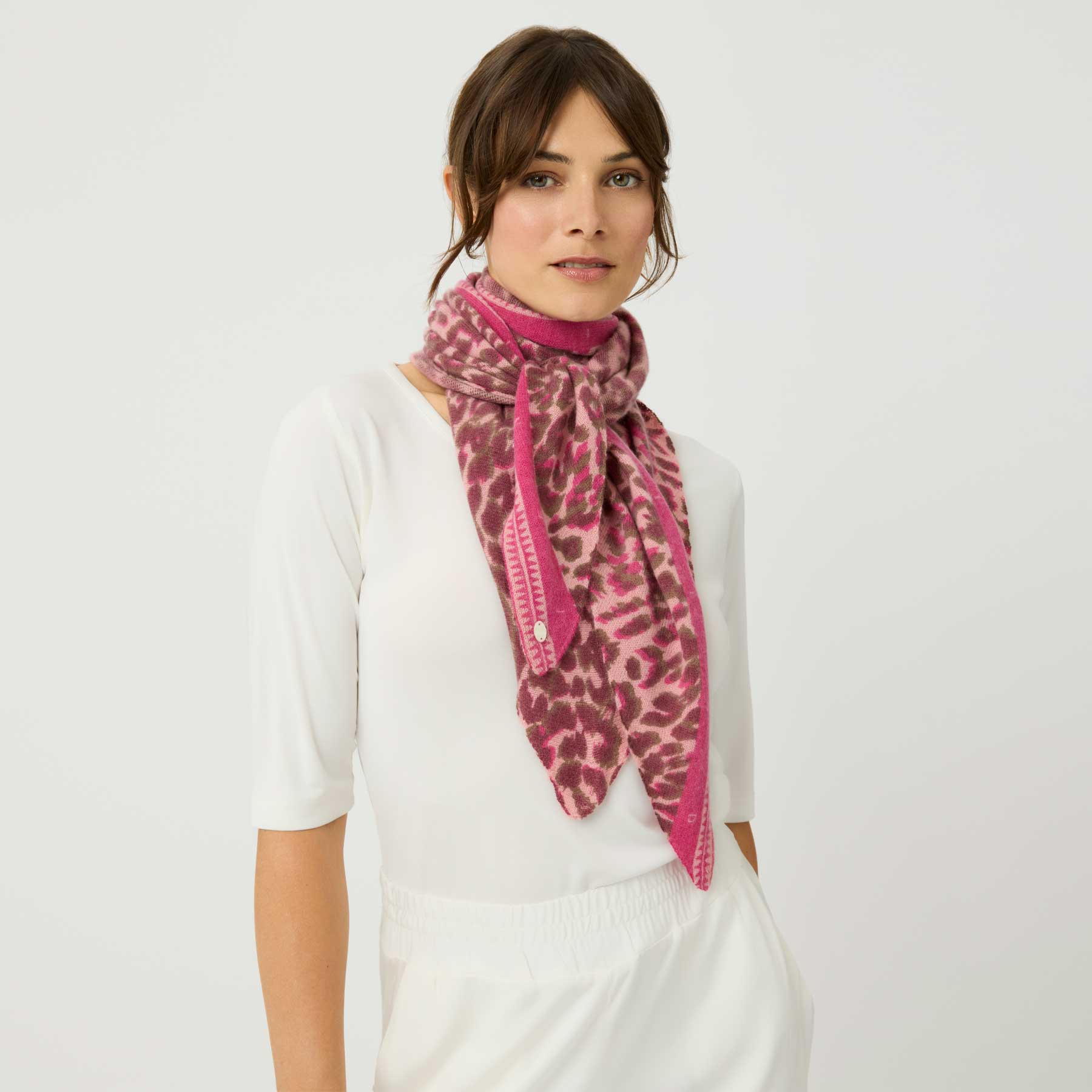 Triangle Knit Scarf Cheetah