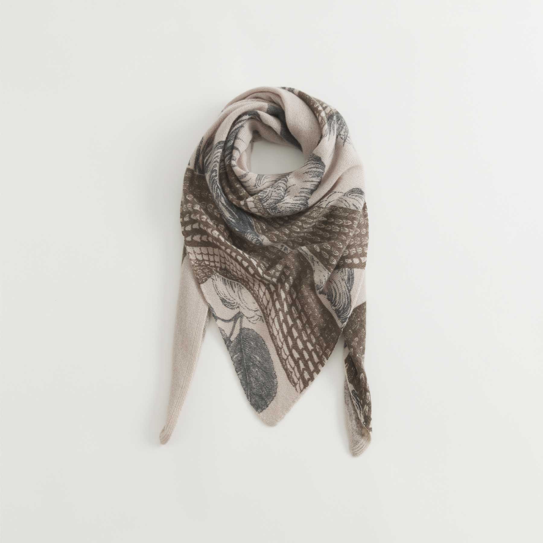 Triangle Knit Scarf Garden Eden