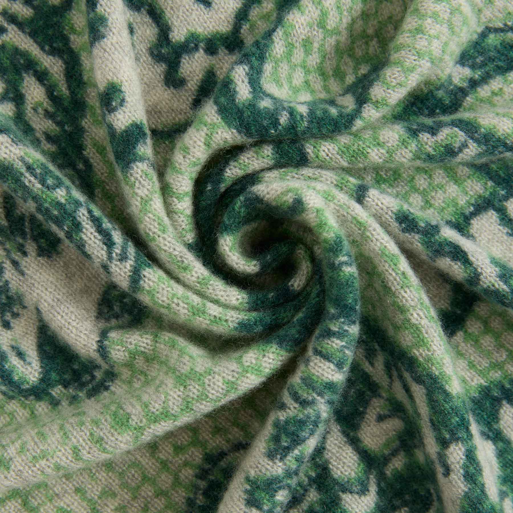 Triangle Knit Scarf Oriental