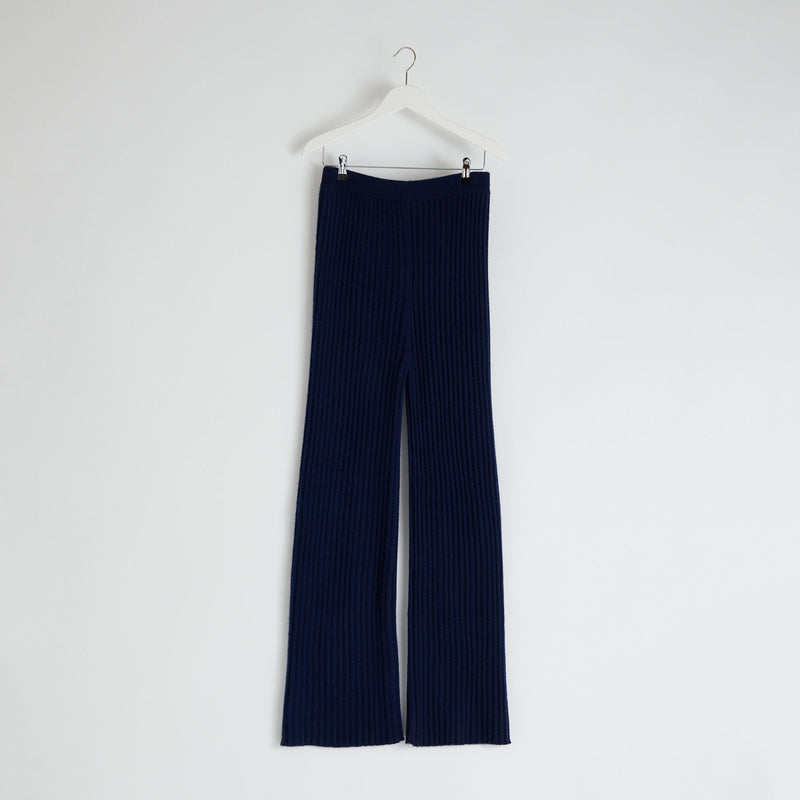 Pants Aura